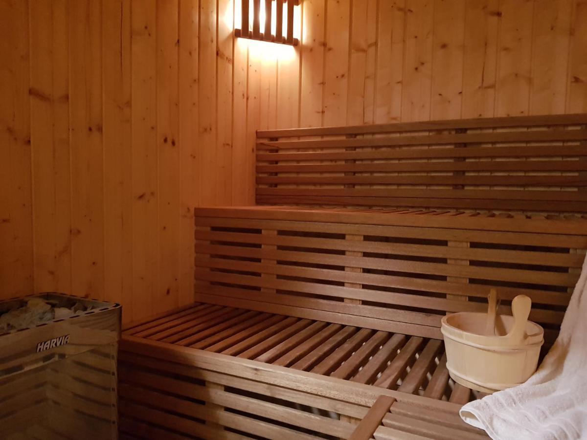 Апартаменти Pod Modrzewiami Криниця-Здруй Екстер'єр фото
